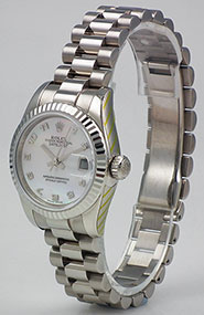 Ladies Rolex Oyster Perpetual DateJust 18K 18ct White Gold MOP Dial 179179