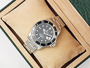 Rolex Oyster Perpetual Submariner Date 16610