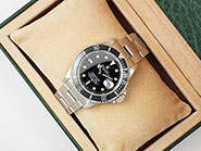 Rolex Oyster Perpetual Submariner Date 16610