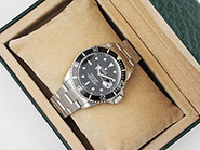 Rolex Oyster Perpetual Submariner Date 16610