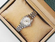 Ladies Rolex Oyster Perpetual DateJust 69174 - Factory Original Rolex Silver Diamond Dial