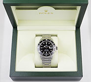 Rolex Oyster Perpetual Submariner Date 16610 Full Set