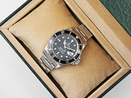 Rolex Oyster Perpetual Submariner Date 16610