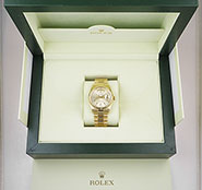 Rolex Oyster Perpetual Day-Date 118238 - Champagne Dial